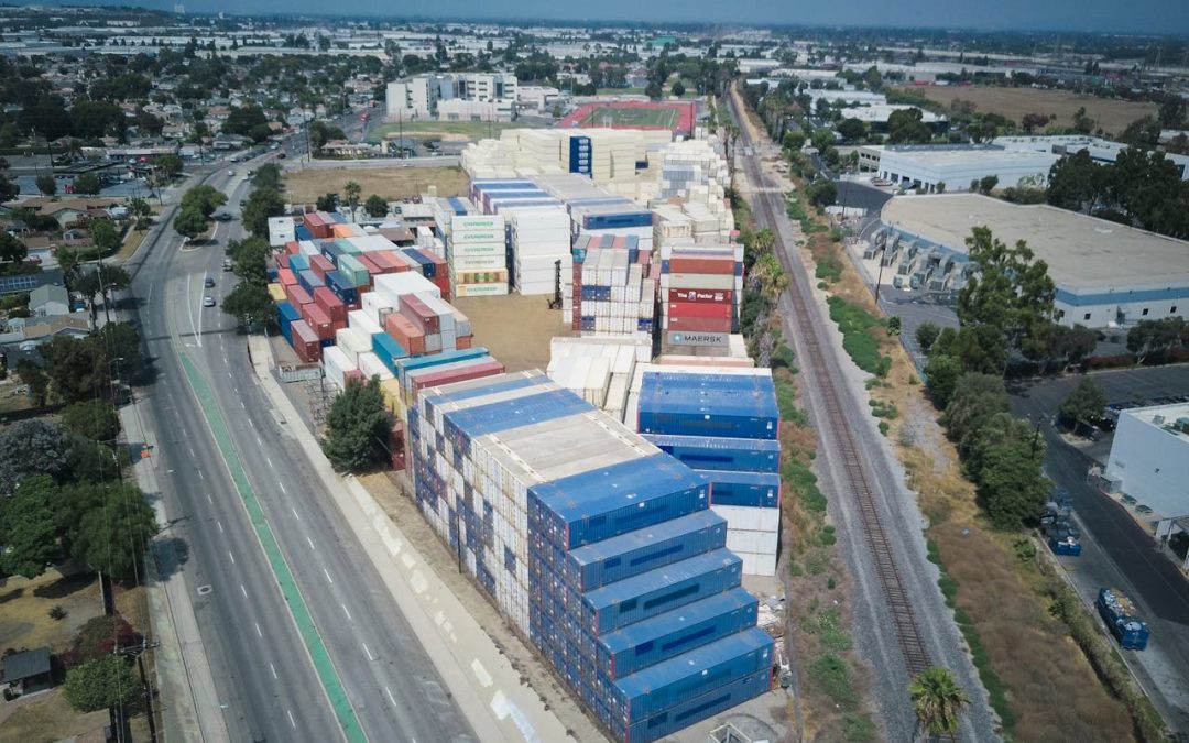 ما هو تحسين سلسلة التوريد وكيف يوفر المال؟